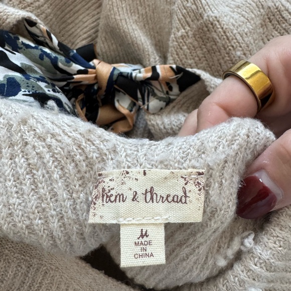 Beige Women's Sweater - Picture 4 of 4